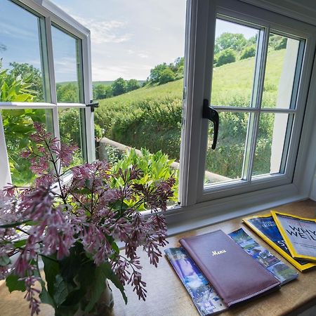 Combas Farm Hotel บรอนตัน ภายนอก รูปภาพ