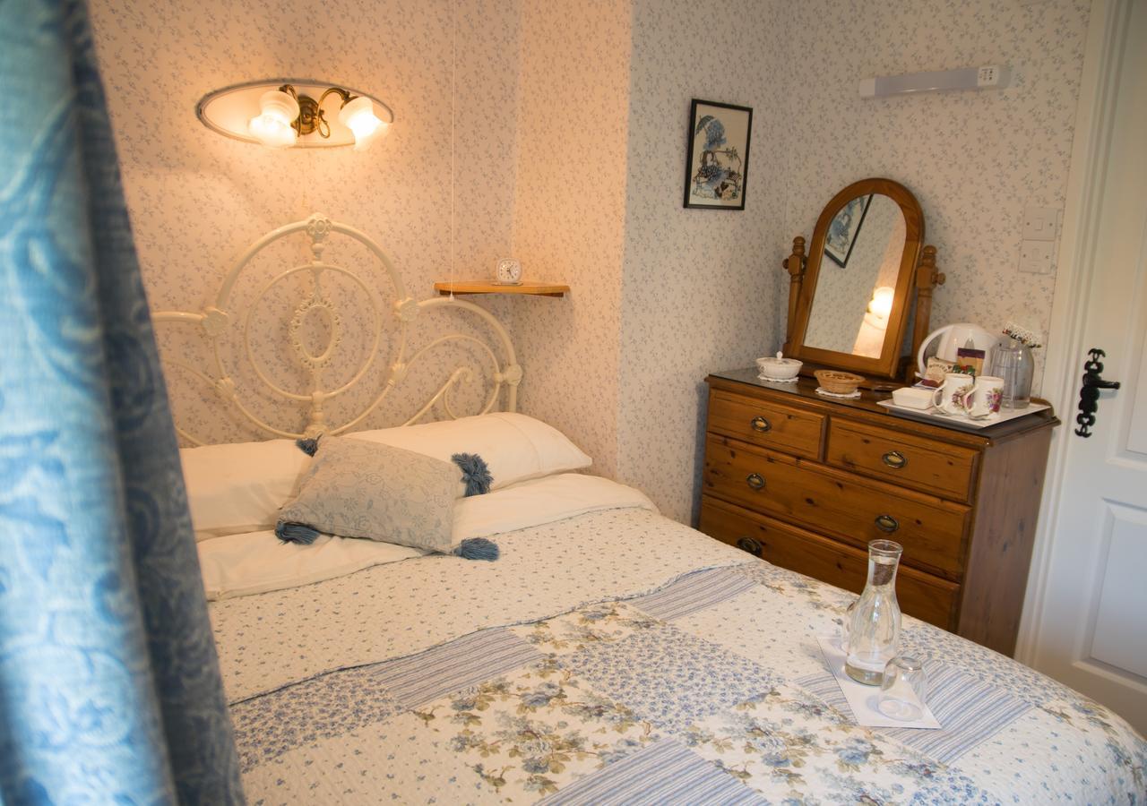 Combas Farm Hotel บรอนตัน ภายนอก รูปภาพ